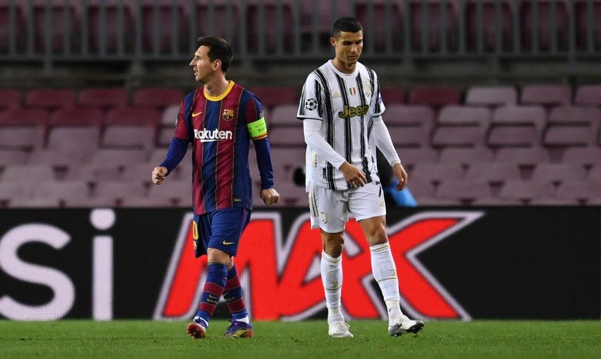 Ronaldo mừng rỡ khi đánh bại Messi