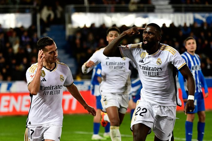 Thắng toát mồ hôi, Real Madrid khép lại năm 2023 ở vị trí số 1 La Liga