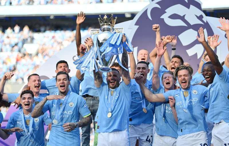 Manchester City vô địch Ngoại hạng Anh lần thứ 4 liên tiếp