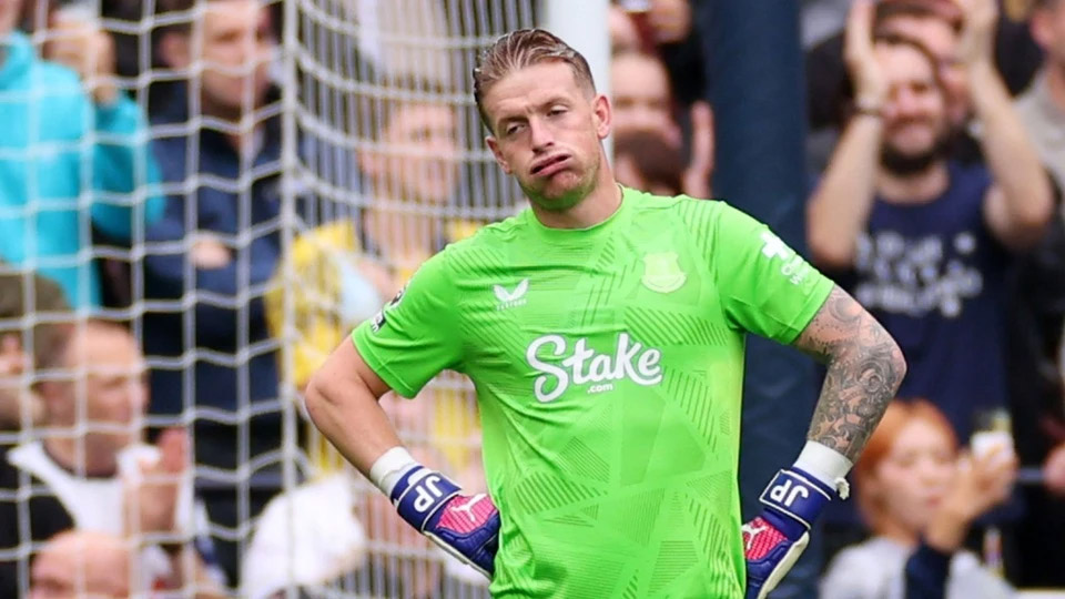 Đội bóng đau khổ nhất Premier League lúc này