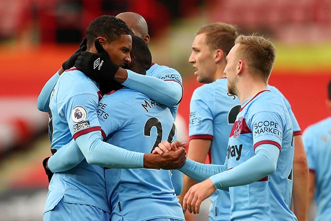 Gay cấn BXH Ngoại hạng Anh: Liverpool bằng điểm Tottenham dẫn đầu, đội David Moyes vượt mặt MU